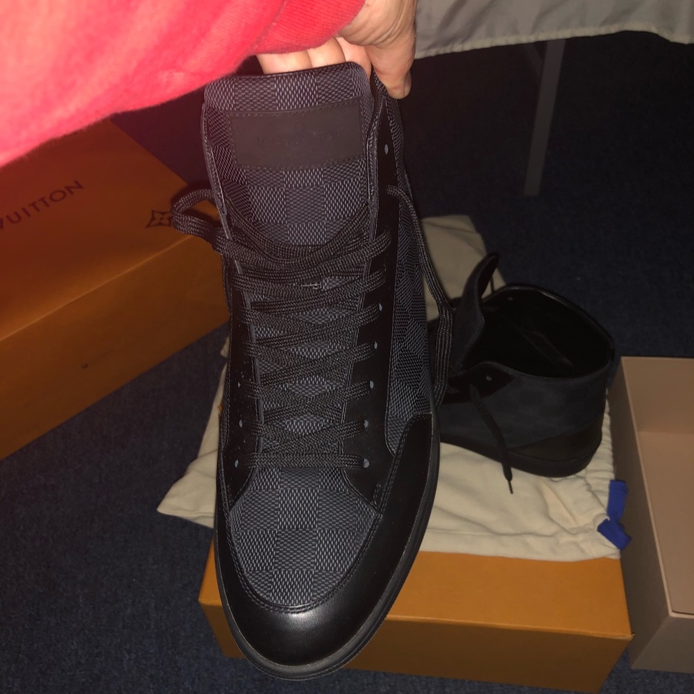 Louis Vuitton men’s sneaker size 10 American